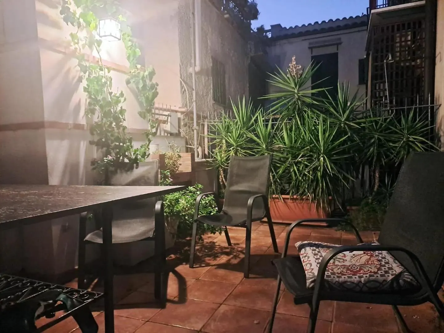 Bed and Breakfast Ai Tintori Palermo Frühstückspension